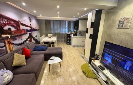 Apartamento 3+1+2