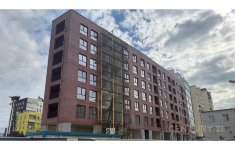 Apartamento 3+1+2