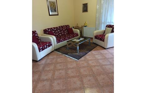 Apartament 1+1, Kopshti Botanik Zoologjik, Tiranë